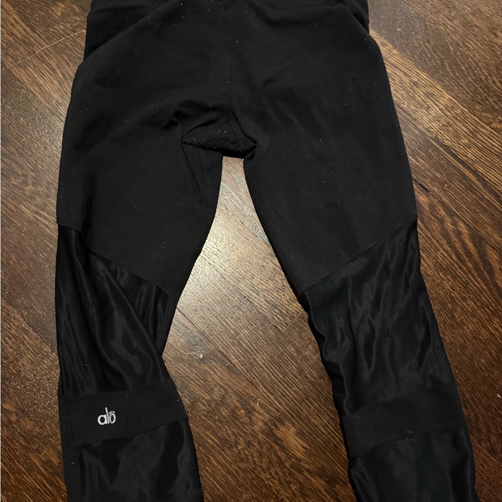ALO Yoga Black Ankle Pants